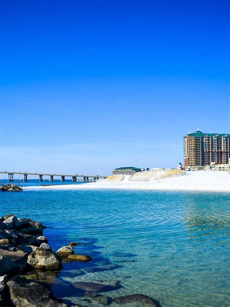 last minute deals in destin florida|Last Minute Hotel Deals in Destin from $61/day